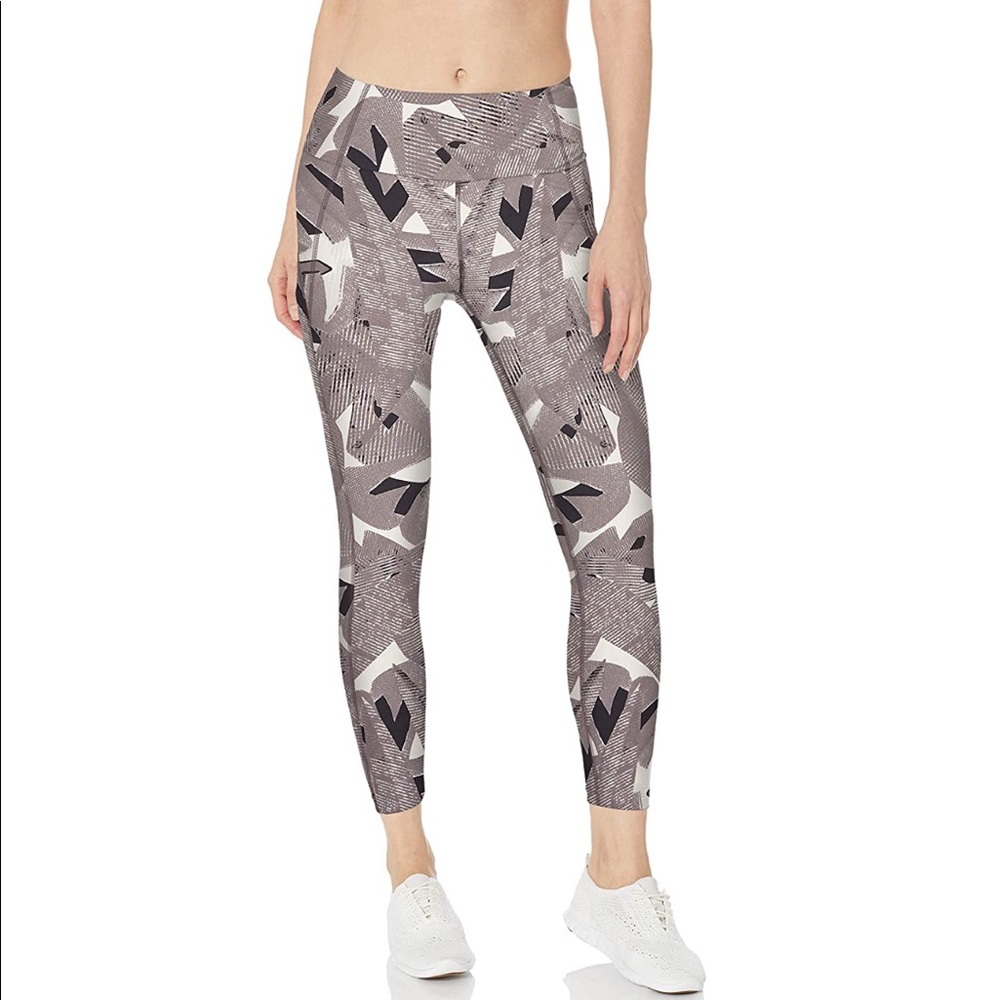 NWT Maaji Activewear Pants- Toal Grey